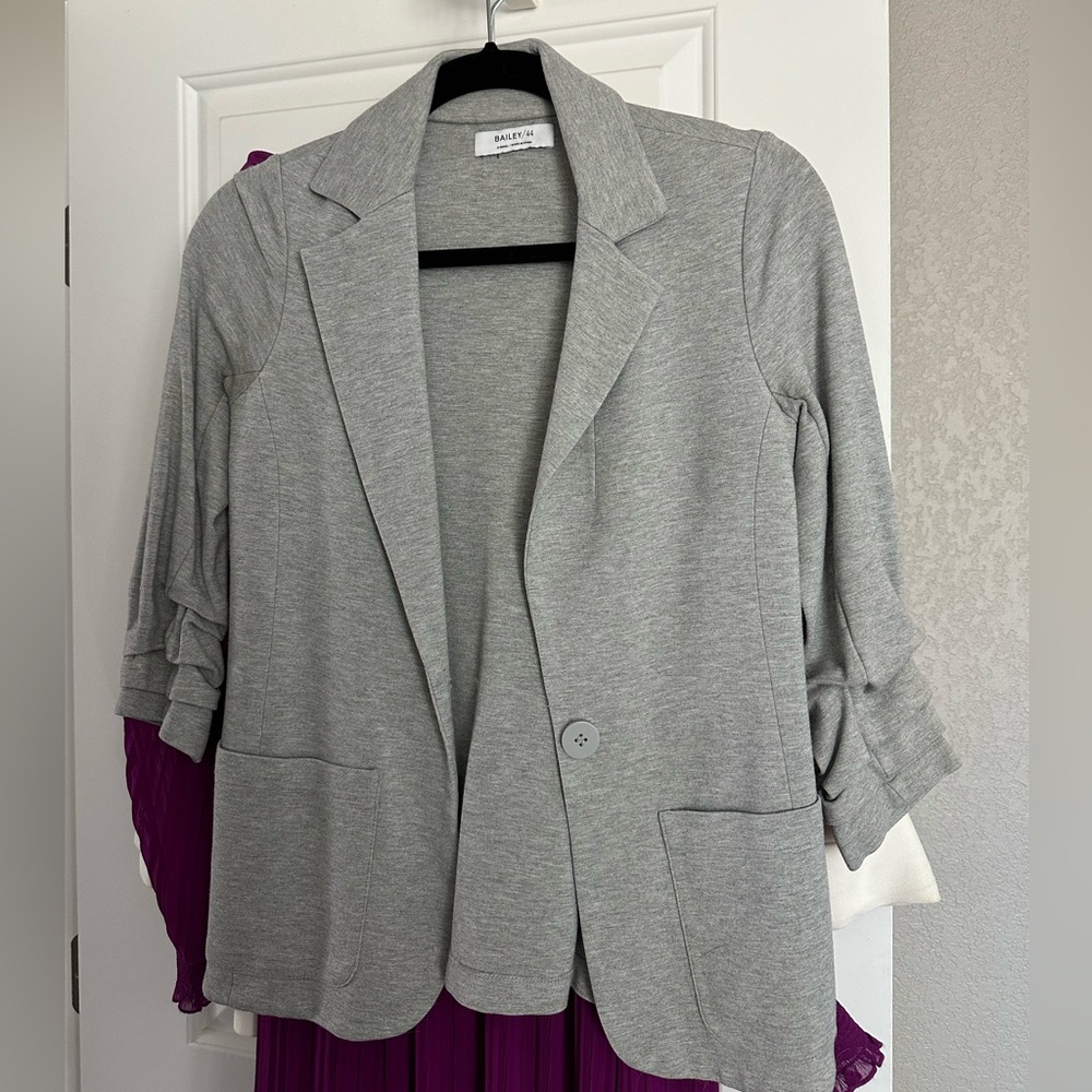 Bailey 44 cropped sleeve sweater blazer
